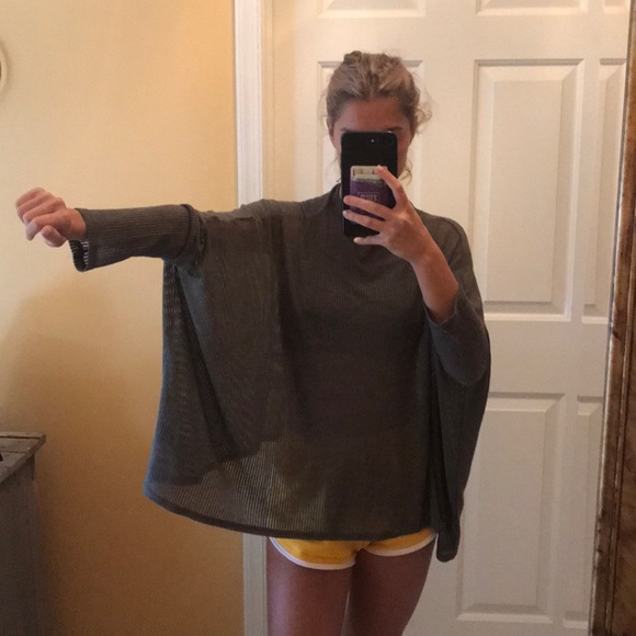 Urban outfitters flow top - Picture 6 of 7